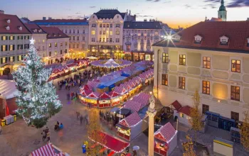 Vánoční Bratislava a zámek Schloss Hof