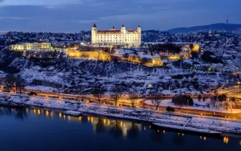 Vánoční Bratislava a zámek Schloss Hof