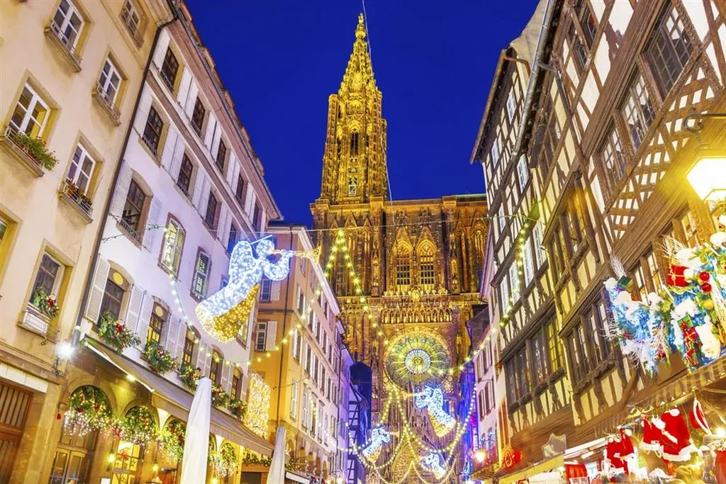 Adventní trhy ve francouzském Štrasburku