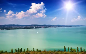 Koupání a zábava u Balatonu