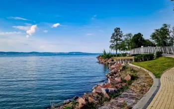 Koupání a zábava u Balatonu