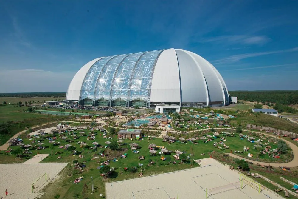 Koupání v exotickém vodním ráji Tropical Islands