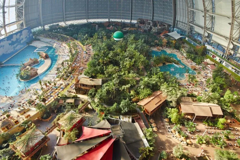 Koupání v exotickém vodním ráji Tropical Islands