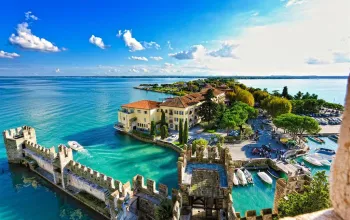 Přírodní krásy v okolí jezera Lago di Garda s koupáním