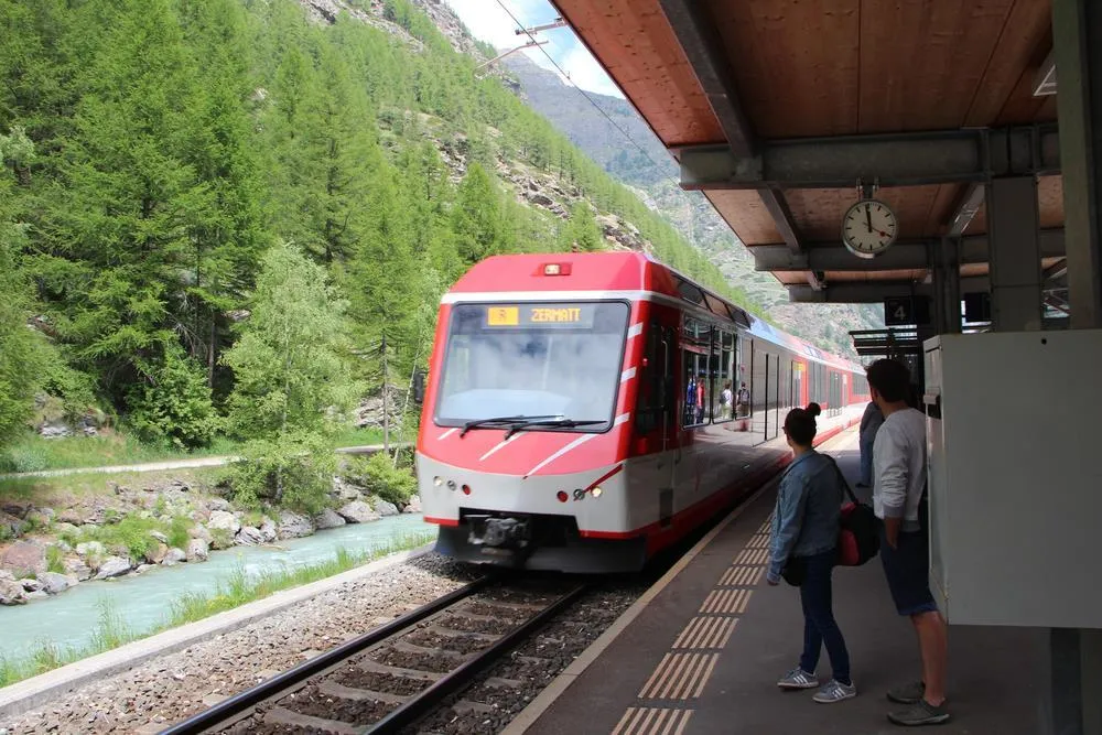 Švýcarsko s výhledy na Matterhorn