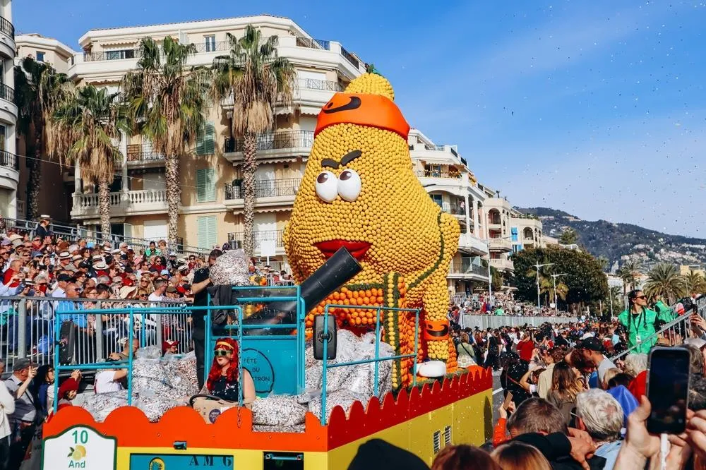 Monte Carlo a festival citrusů v Mentonu