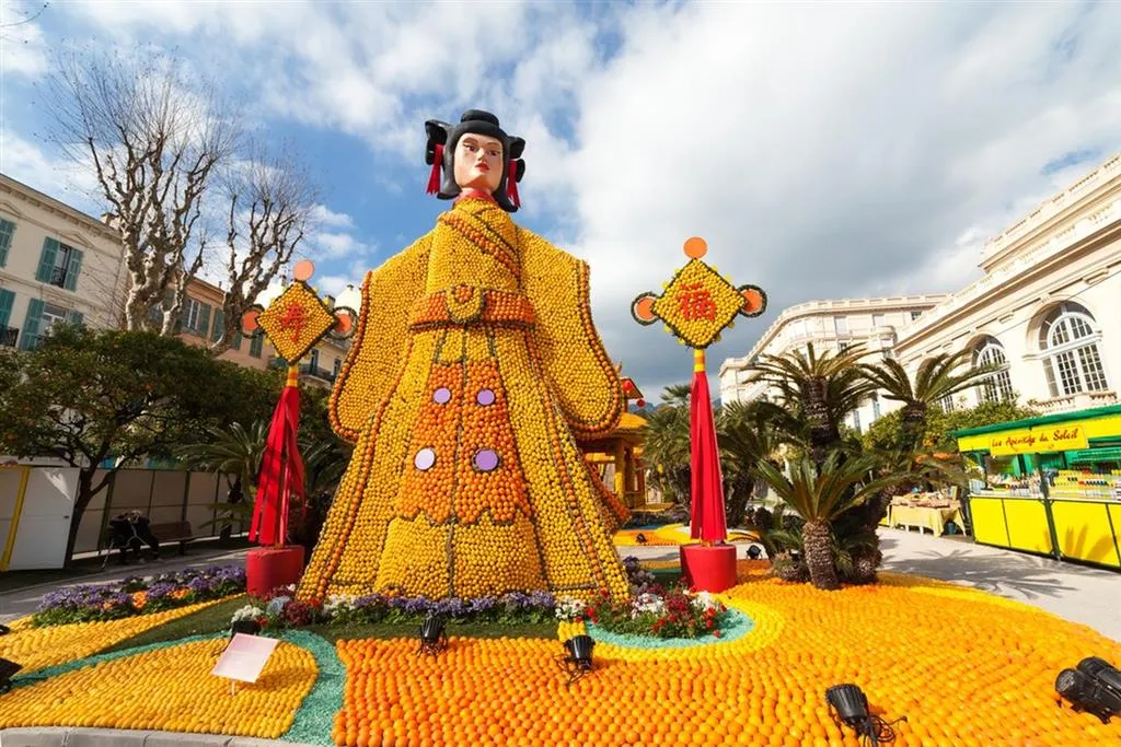 Monte Carlo a festival citrusů v Mentonu