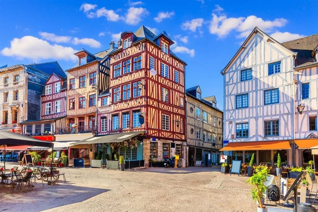 Romantická Bretaň a Normandie s návštěvou Paříže