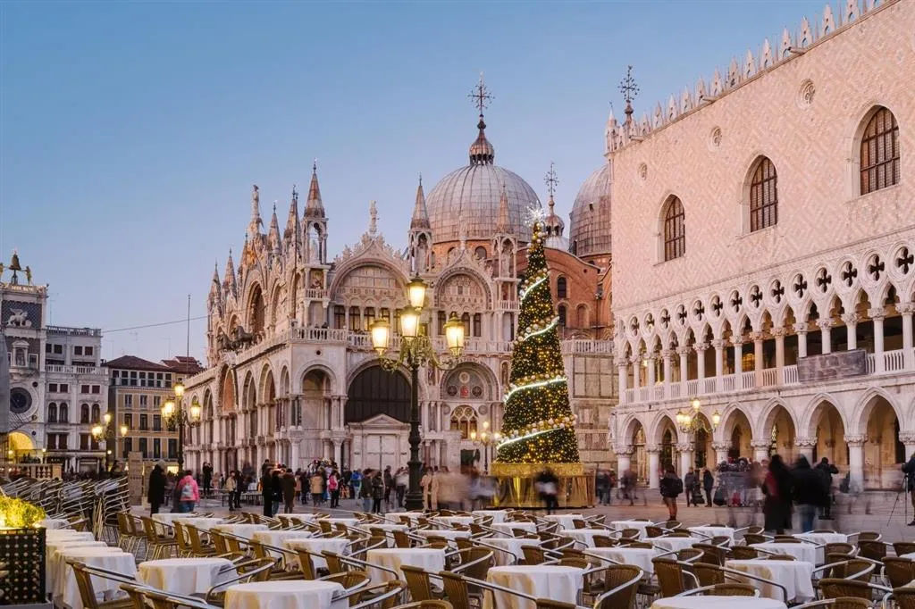 Adventní Benátky a Verona