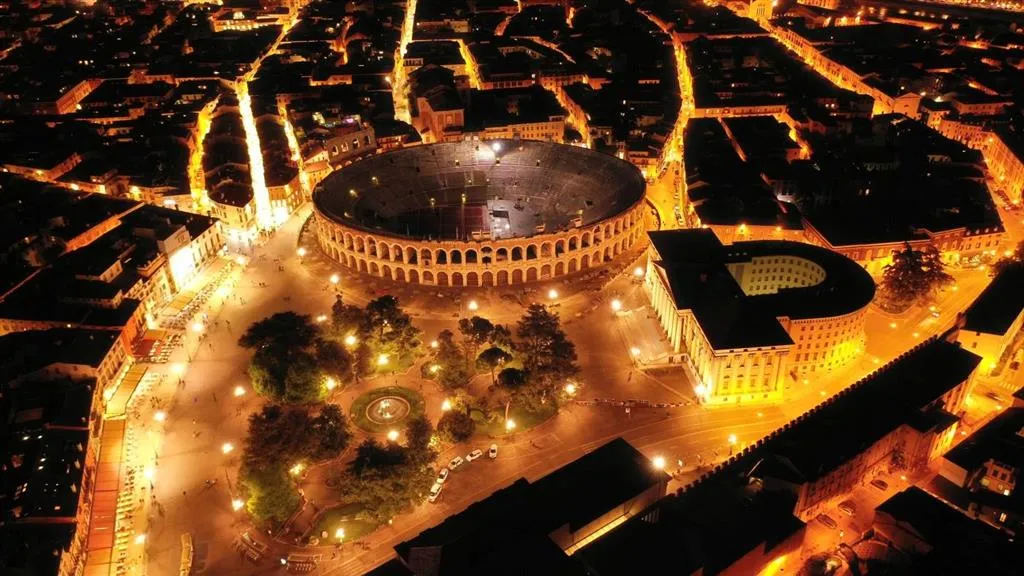 Adventní Benátky a Verona