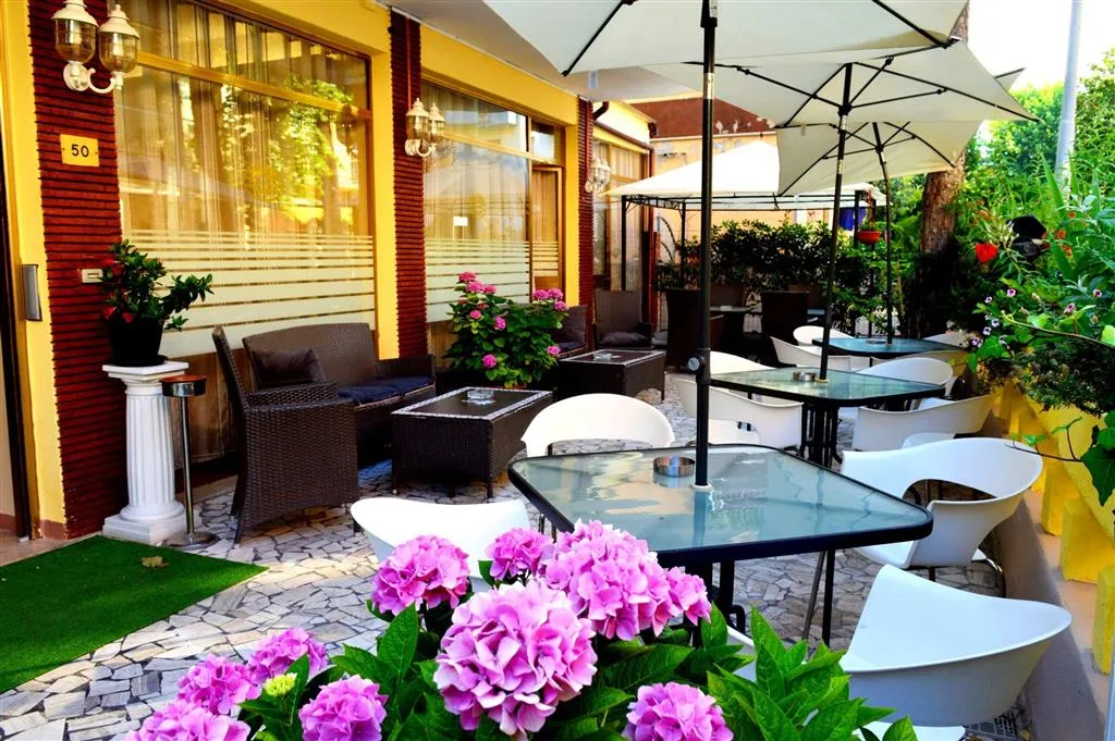 Hotel Cirene