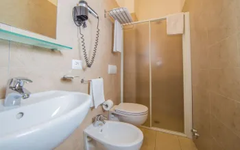Hotel Mediterraneo (Cattolica)