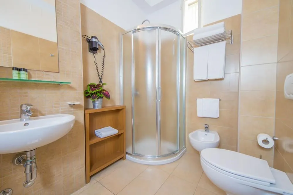 Hotel Mediterraneo (Cattolica)
