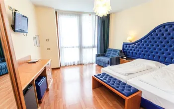 Hotel Alexander (snídaně)