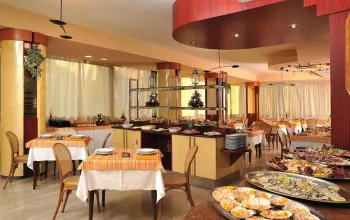 Hotel Ausonia
