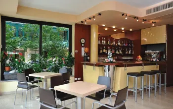 Hotel Ausonia