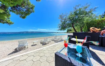 Resnik s All inclusive (depandance)