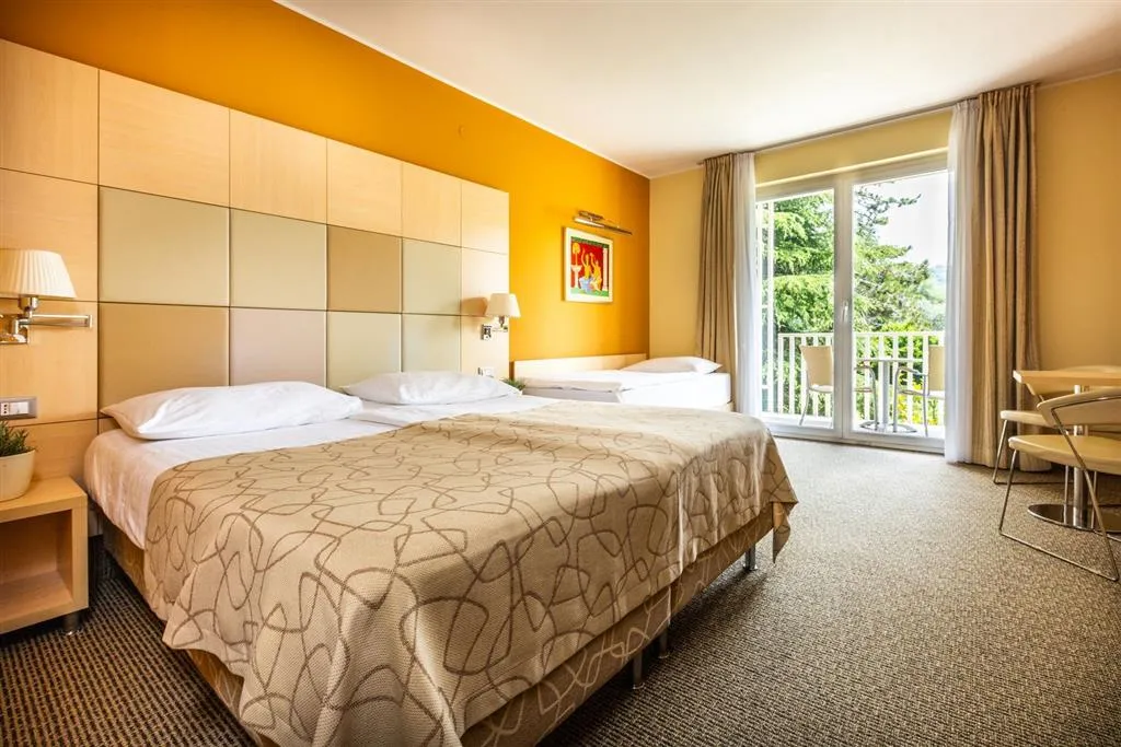 Hotel Mirta