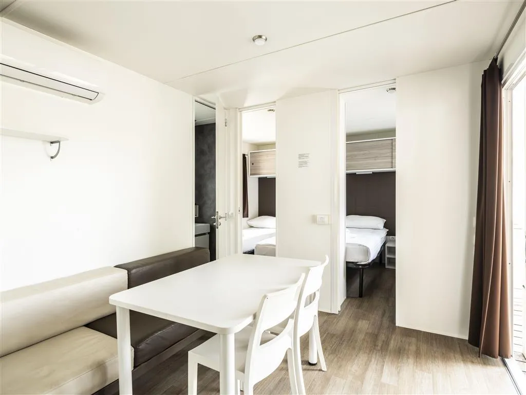 Zaton Holiday Resort (mobilhomy)