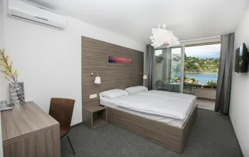 Barbara Piran Beach Hotel