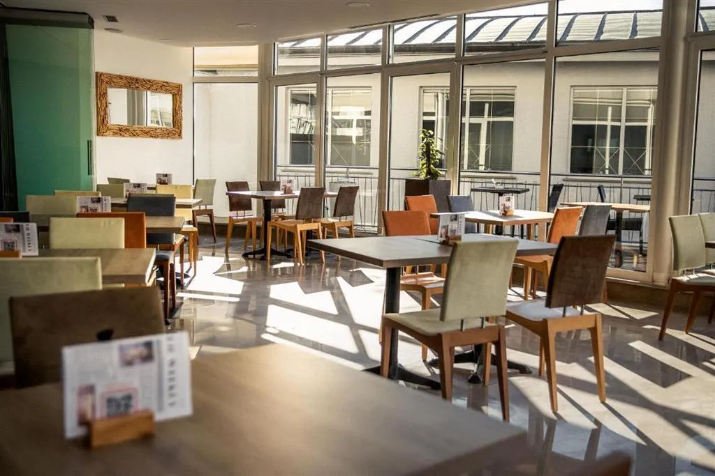 Barbara Piran Beach Hotel