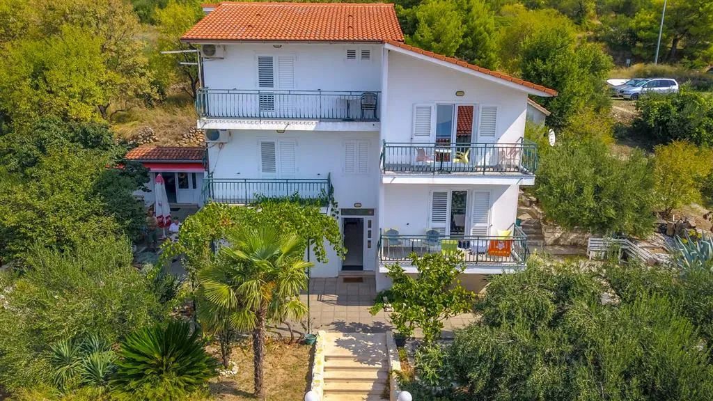 Vila Jure