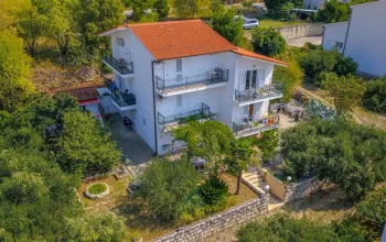 Vila Jure