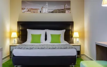Hotel Pinija