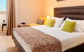 Hotel Pinija