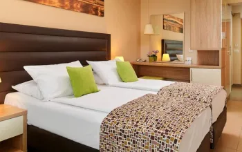 Hotel Pinija