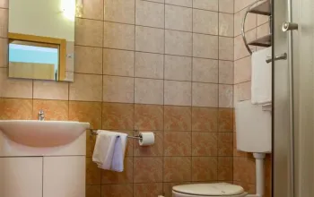 Hotel Zagreb (Karlobag)