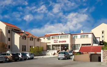 Hotel Zagreb (Karlobag)