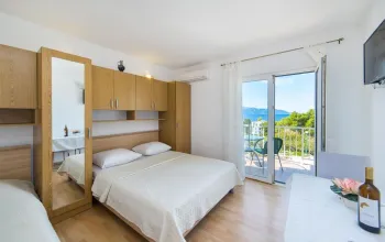Vila Slavena