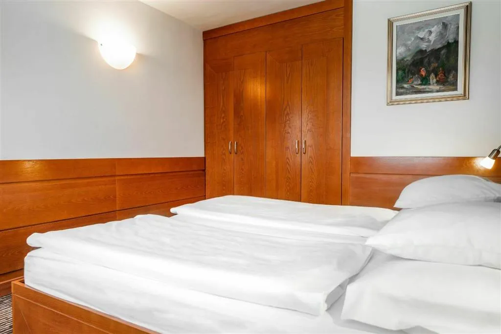 Hotel Kranjska Gora (léto)