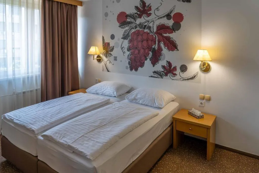 Hotel Piramida