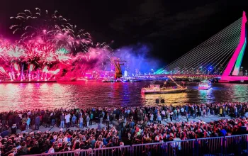 Květinové korzo a slavnosti lodí v Rotterdamu