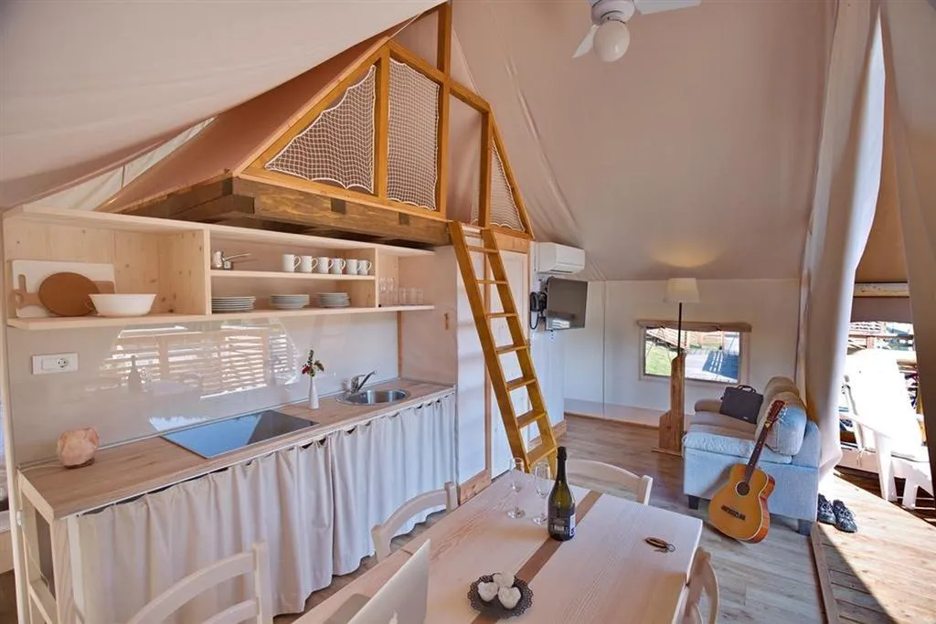 Glamping Sun Valley Bioterme – stany