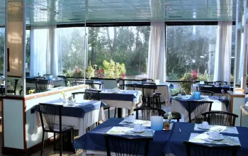 Hotel Mirage