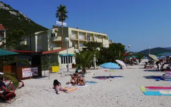 Hotel Plaža (Klek)