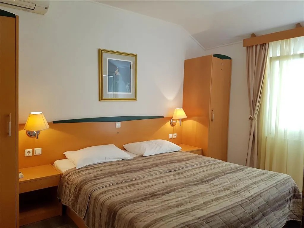 Ville Corinthia
