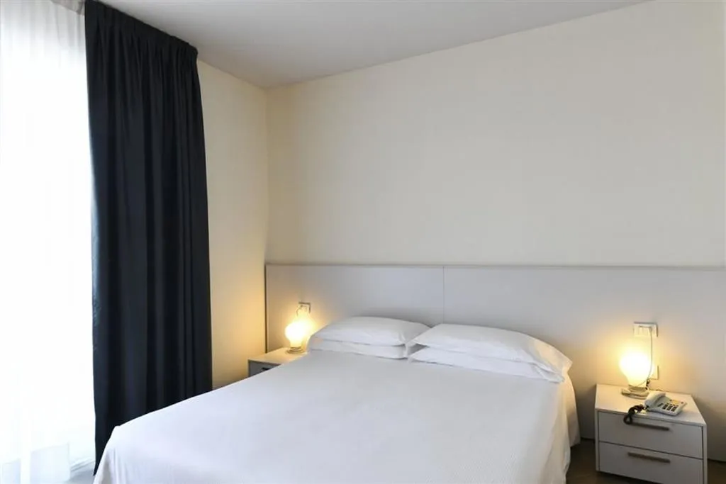 Hotel Eden