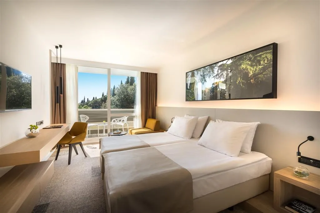 Hotel Eden