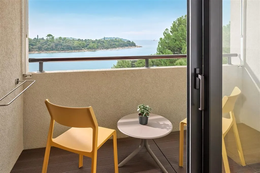 Island hotel Istra