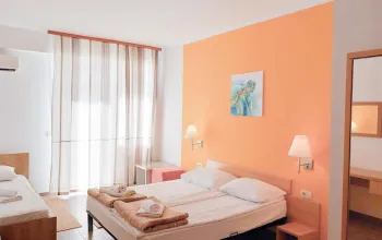 Hotel Oaza (Gradac)