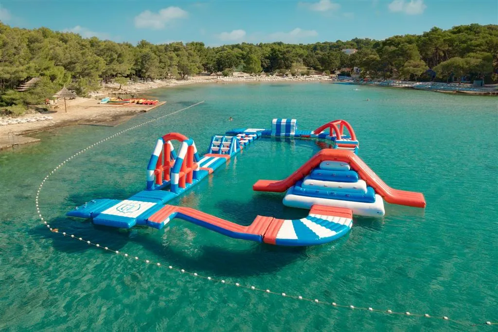 Resort Pine Beach Pakoštane