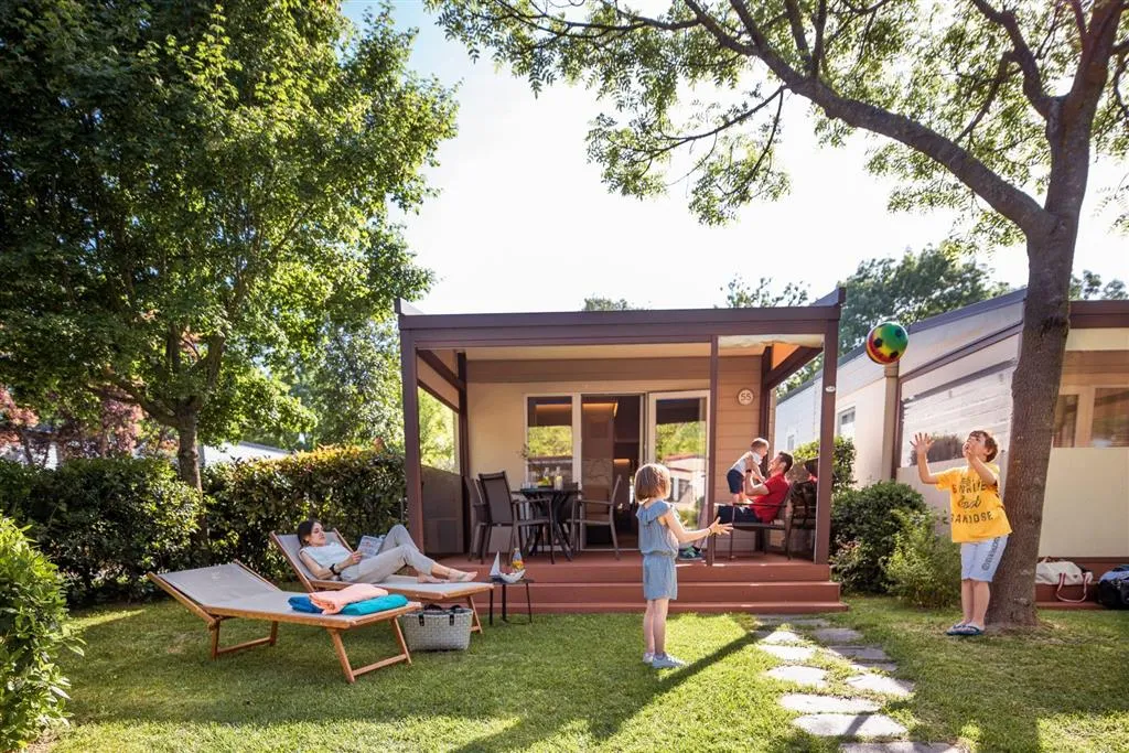 Village Europa (Chalet Sand & mobilhome Exotic)
