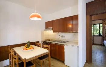 Resort Lanterna (apartmány s polopenzí)