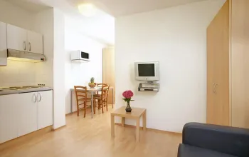 Resort Lanterna (apartmány s polopenzí)