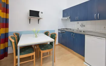Resort Lanterna (apartmány s polopenzí)
