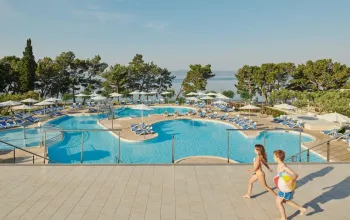 Bluesun Hotel Neptun a depandance Maslinik